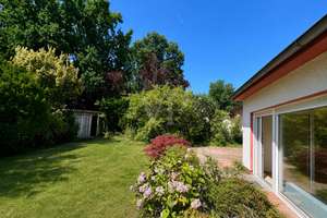 In ruhiger Grünlage: Renovierungsbedürftiger Reihenbungalow mit zwei Terrassen und Einliegeroption – Die vollständige Adresse der Immobilie erhältst du vom Anbieter., 14165 Zehlendorf, Berlin – Vorschaubild 5