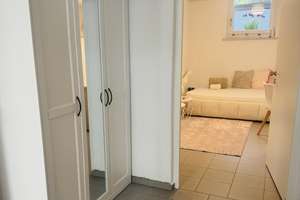 Erstbezug 2 Zimmer vollmöbliert neu helle WG für Mädchen Studenten sicheres Umfeld – Höglwörther Straße 374, 81379 Obersendling, München – Vorschaubild 12
