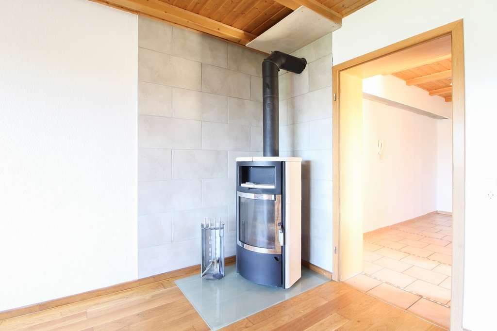 Immobilie in Steinheim - Großzügiges Wohnhaus mit bezugsfreiem Erdgeschoss und Bauplatzpotenzial - Bild 3