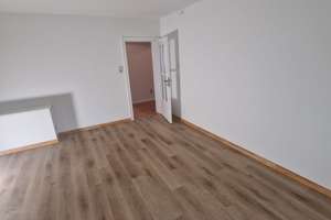 Charmante, frisch renovierte 3 Zi.-Whg mit Balkon in ruhiger Lage von Wuppertal-Elberfeld – Reichsgrafenstrasse 27, 42119 Elberfeld, Wuppertal – Vorschaubild 7