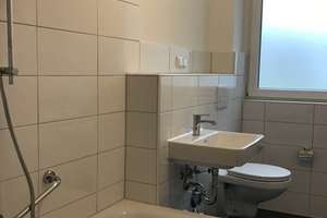 Gut geschnittene 2 Zimmer Wohnung! – Rendsburger Landstr. 107, 24113 Hassee, Kiel – Vorschaubild 2