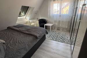 Möblierte 3-Zimmer-Wohnung mit Balkon und kostenlosen Parkplätzen – Bredelaerstraße 39, 40474 Lohausen, Düsseldorf – Vorschaubild 2
