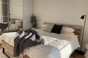 Luxury Furnished Mitte Home with Balcony, Gym & Concierge – TV Tower Views – Voltairestraße 11, 10179 Mitte (Ortsteil), Berlin – Vorschaubild 5