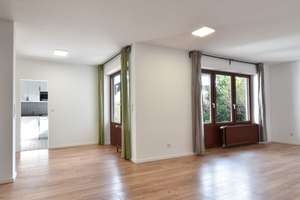 Endlich viel Platz für die ganze Familie!  Ihr Zuhause im grünen Lichtenrade - ruhig und sicher – Die vollständige Adresse der Immobilie erhältst du vom Anbieter., 12305 Lichtenrade, Berlin – Vorschaubild 3