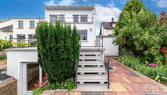 Bild von Kernsaniertes EFH aus mit Einliegerwohnung und großem pflegeleichten Garten  in Innenstadtnähe.