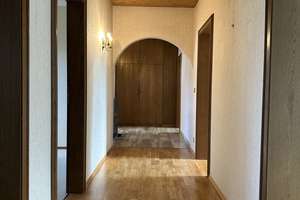 Tutzing-OT Kampberg! Freies EFH mit großer Garage und schönen Gartenterungspotential! – Die vollständige Adresse der Immobilie erhältst du vom Anbieter., 82327 Tutzing – Vorschaubild 10