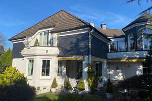 Große Wohnung mit Balkon und Terrasse in Remscheid-Lennep – Die vollständige Adresse der Immobilie erhältst du vom Anbieter., 42897 Lennep West, Remscheid – Vorschaubild 2