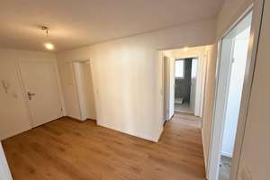 Frisch komplettsanierte 4-Zimmer-Wohnung mit Einbauküche & Balkon in Stuttgart-Bad Cannstatt – Die vollständige Adresse der Immobilie erhältst du vom Anbieter., 70372 Seelberg, Stuttgart – Vorschaubild 8