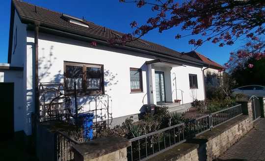 Sehr großes, gepflegtes Einfamilienhaus in toller Lage
