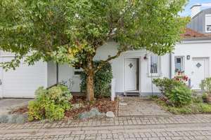 Sonnenenergie inklusive: modernes Reihenhaus mit Einliegerwohnung, Terrasse & 2 Balkonen – Die vollständige Adresse der Immobilie erhältst du vom Anbieter., 76228 Hohenwettersbach, Karlsruhe – Vorschaubild 46