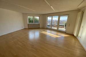 Steinen: Großes Einfamilienwohnhaus mit schöner Aussicht und Einzelgarage. – Die vollständige Adresse der Immobilie erhältst du vom Anbieter., 79585 Steinen – Vorschaubild 16