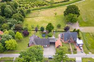 Wohnen mit Weitblick – Haus mit Einliegerwohnung, Garten und Bauplatz – Verden (Kreis) – Vorschaubild 2