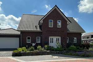Neubau in zweiter Reihe – Familienidylle in OL-Osternburg – Die vollständige Adresse der Immobilie erhältst du vom Anbieter., 26135 Drielaker Moor, Oldenburg (Oldenburg) – Vorschaubild 1