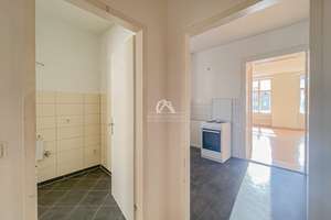 BLICK INS GRÜNE! RUHIG GELEGENE, HELLE UND KLASSISCH SCHÖNE ALTBAUWOHNUNG! PROVISIONSFREI! – Wilsnacker Straße 63, 10559 Moabit, Berlin – Vorschaubild 13