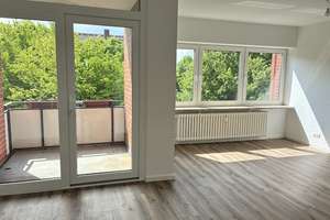 2,5 Zimmerwohnung mit Balkon!