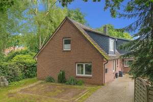 Großzügiges Zweifamilienhaus in Sackgassenlage von Oldenburg-Kreyenbrück