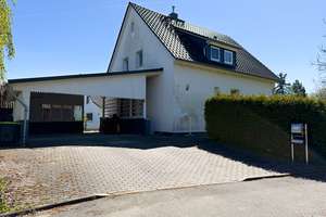 Energetisch modernisiertes Einfamilienhaus mit Carport und schönem Garten! – Die vollständige Adresse der Immobilie erhältst du vom Anbieter., 96482 Ahorn – Vorschaubild 21