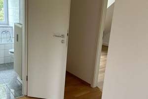 Renovierte 3-Zimmer-Dachgeschosswohnung (WG geeignet) – Einhornalle 41, 81377 Am Waldfriedhof, München – Vorschaubild 14