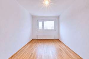 Lichtdurchflutete 3-Zimmer-Wohnung in Bogenhausen - Direkt einziehen und wohlfühlen! – Die vollständige Adresse der Immobilie erhältst du vom Anbieter., 81927 Johanneskirchen, München – Vorschaubild 2