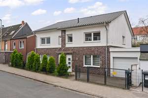Bremen - Gröpelingen | Großzügiges, modern ausgestattetes Wohngebäude mit zwei separaten Einheiten z – Die vollständige Adresse der Immobilie erhältst du vom Anbieter., 28237 Gröpelingen (Ortsteil), Bremen – Vorschaubild 2