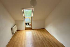Günstige DG 3-Zi. mit Laminat, Balkon, Wanne und Dusche in sehr guter Lage – Ludwigstraße 39, 9113 Schloßchemnitz, Chemnitz – Vorschaubild 8
