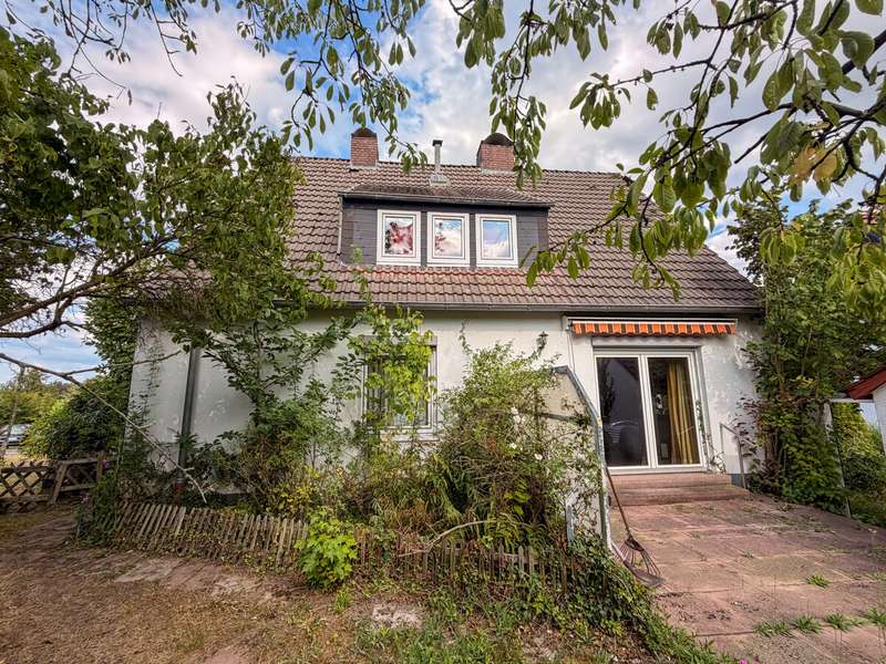 Viel Potenzial in ruhiger Lage – Haus auf großzügigem Eckgrundstück in Dortmund-Benninghofen-Loh