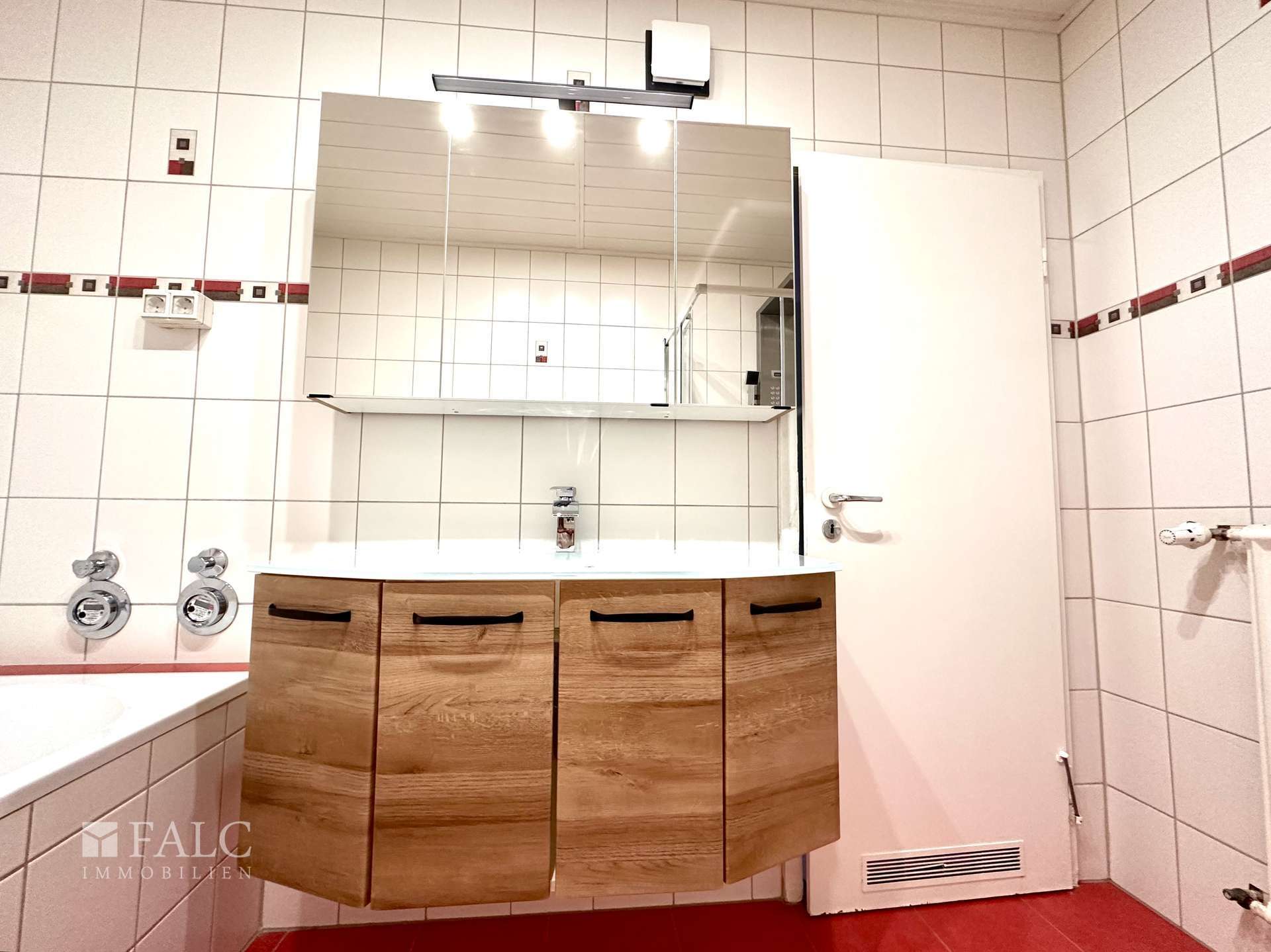 Immobilie in Dillingen/Saar - Großzügige ETW mit Balkon & Stellplatz! - Bild 4