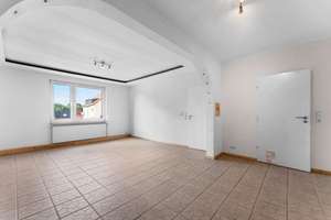Großzügige 2,5-Zimmer-Wohnung mit Kamin, modernisiertem Bad & Potenzial – Die vollständige Adresse der Immobilie erhältst du vom Anbieter., 28237 Lindenhof, Bremen – Vorschaubild 3