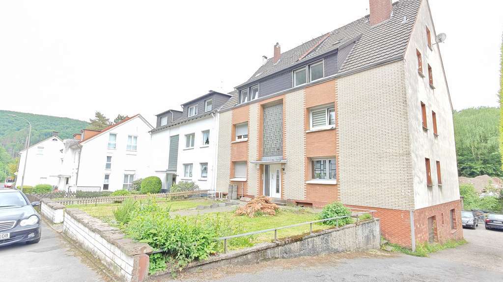 Immobilie in Ennepetal - Mehrfamilienhaus mit 7 Wohnungen + Eine Wohnung/Büro und Lager im UG + 7 Garagen in Ennepetal - Bild 3