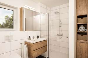 Klug geplante Doppelhaushälfte in neu gebauten Quartier – Am Gänsberg 6, 61231 Bad Nauheim – Vorschaubild 4