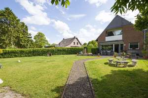 KR-Hüls: tolles 2FH mit schönem Garten, Keller und Garage – Die vollständige Adresse der Immobilie erhältst du vom Anbieter., 47839 Hüls, Krefeld – Vorschaubild 4