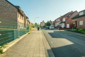 MG-Schelsen: Freistehender Bungalow mit Garten und zwei Garagen – Die vollständige Adresse der Immobilie erhältst du vom Anbieter., 41238 Schelsen, Mönchengladbach – Vorschaubild 16
