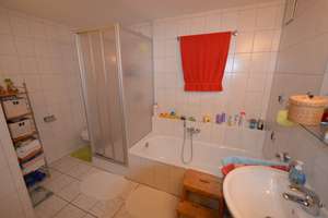 Komf. 3-Zi-Whg. (Wfl.130 m²) +Einbaukü., off. Kamin, Südterr.Garten Rgbg. inn.Westen nä. Herzogpark – Die vollständige Adresse der Immobilie erhältst du vom Anbieter., 93049 Westenviertel, Regensburg – Vorschaubild 14