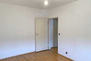 Schöne 1-Zimmer-Wohnung mit Einbauküche – Ideal für Singles oder Pendler – Kussmaulstraße 10, 68167 Mannheim – Vorschaubild 3
