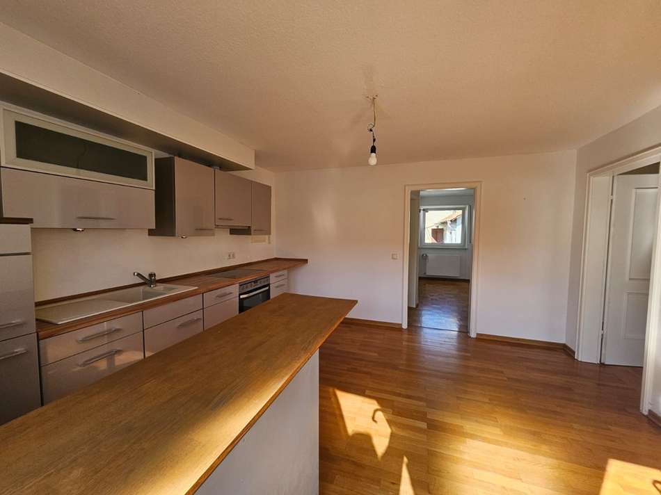 Wohnung OG hinten Küche