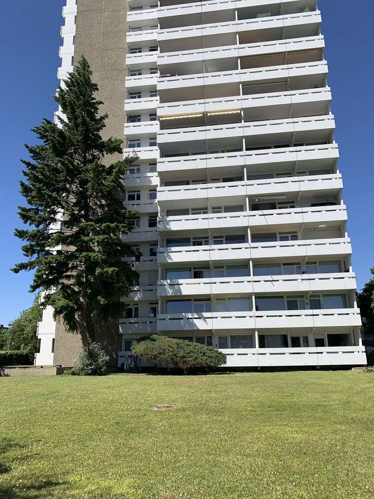 Immobilie in Neu-Isenburg - LEERSTEHENDE 3-ZIMMER EIGENTUMSWOHNUNG ZUR SELBSTNUTZUNG ODER KAPITALANLAGE - Bild 1