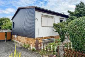 Ein Zuhause nach eigenen Vorstellungen: Massiver Bungalow mit viel Potenzial in Senftenberg – Die vollständige Adresse der Immobilie erhältst du vom Anbieter., 1968 Senftenberg – Vorschaubild 3