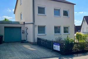 Einfamilienhaus mit viel Platz in Wendelstein OT Großschwarzenlohe – Die vollständige Adresse der Immobilie erhältst du vom Anbieter., 90530 Wendelstein – Vorschaubild 2