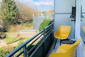 ++ MÖBLIERTES, BARRIEREFREIES APPARTEMENT MIT BALKON UND AUFZUG ++