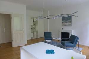 Stilvolles Apartment in Prenzlauer Berg: 2 Zimmer mit 2 Balkonen – Die vollständige Adresse der Immobilie erhältst du vom Anbieter., 10405 Prenzlauer Berg, Berlin – Vorschaubild 1