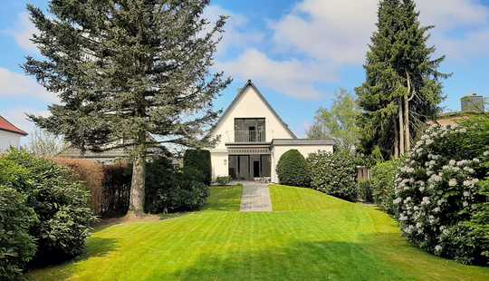 Bild von Familienglück - Freistehendes Einfamilienhaus auf Traumgrundstück