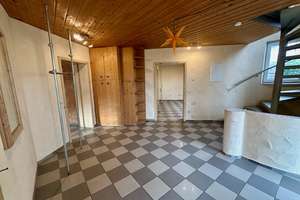 Einfamilienhaus mit XXL Wohnfläche - mögliche kleine Einliegerwohnung im Souterrain – Die vollständige Adresse der Immobilie erhältst du vom Anbieter., 63762 Großostheim – Vorschaubild 3