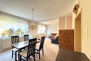 Familienidyll in ruhiger 
Top-Lage von Friedersdorf 
6 Zimmer und 2 Bäder 
auf ca. 131 m² Wohnflä – Sandbergweg 10, 6774 Friedersdorf – Vorschaubild 5