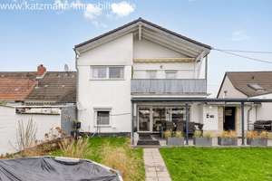 Perfekt für Familien: Großzügiges Haus mit drei Garagen und viel Komfort in Erftstadt-Köttingen – Die vollständige Adresse der Immobilie erhältst du vom Anbieter., 50374 Erftstadt – Vorschaubild 32