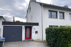 DHH in Wü - Frauenland, von priv., ab sofort, Garage, Garten – Franz-Liszt-Straße 8a, 97074 Frauenland, Würzburg – Vorschaubild 1