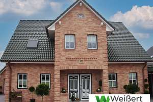 Charmantes Kapitänshaus als Niedrigenergiehaus EH40
Neubau-Planung in Wacken – Die vollständige Adresse der Immobilie erhältst du vom Anbieter., 25596 Wacken – Vorschaubild 1