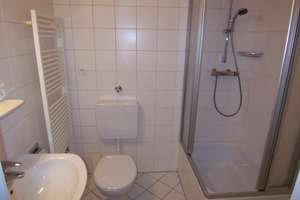 Schöne 3 Zimmerwohnung mit 2 Balkonen in Bonn-Castell – Die vollständige Adresse der Immobilie erhältst du vom Anbieter., 53111 Bonn-Castell, Bonn – Vorschaubild 8
