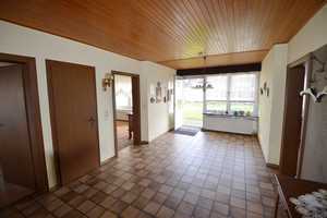 Einseitig angebauter Bungalow mit Garage und großem Süd-Grundstück – Aachen (Kreis) – Vorschaubild 2