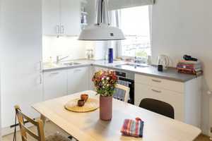 2-Zimmer Nest mit Weitblick! - Lokstedter Steindamm 96 ・Hamburg-Eimsbüttel – Lokstedter Steindamm 96, 22529 Hamburg – Vorschaubild 10