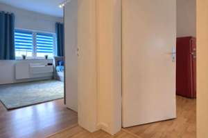 Voll MÖBLIERTes 2-Zi.-WohlfühlApartment: Exklusives Bad, EBK & Gemeinschaftsgarten, Nähe Klinikum – Defreggerstr. 13, 45147 Holsterhausen, Essen – Vorschaubild 27